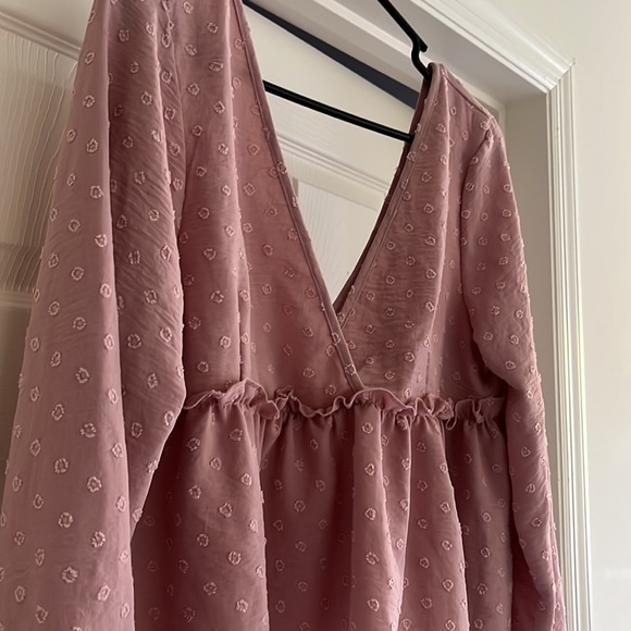 Pink Top - Picture 3 of 4